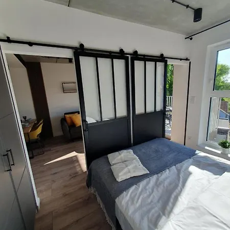 Port Stylowy Loft- W Cenie Klimatyzacja, Baseny, 2 Jacuzzi, Sauna, Szlafroki, Bawialnia Апартаменты