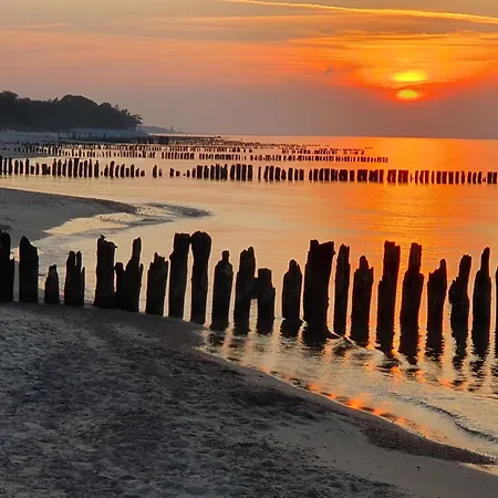 Port Stylowy Loft- W Cenie Klimatyzacja, Baseny, 2 Jacuzzi, Sauna, Szlafroki, Bawialnia * Kołobrzeg