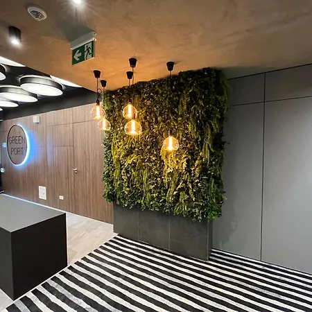 Port Stylowy Loft- W Cenie Klimatyzacja, Baseny, 2 Jacuzzi, Sauna, Szlafroki, Bawialnia Kołobrzeg