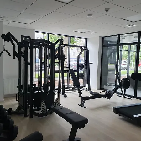 Port Stylowy Loft- W Cenie Klimatyzacja, Baseny, 2 Jacuzzi, Sauna, Szlafroki, Bawialnia Апартаменты *